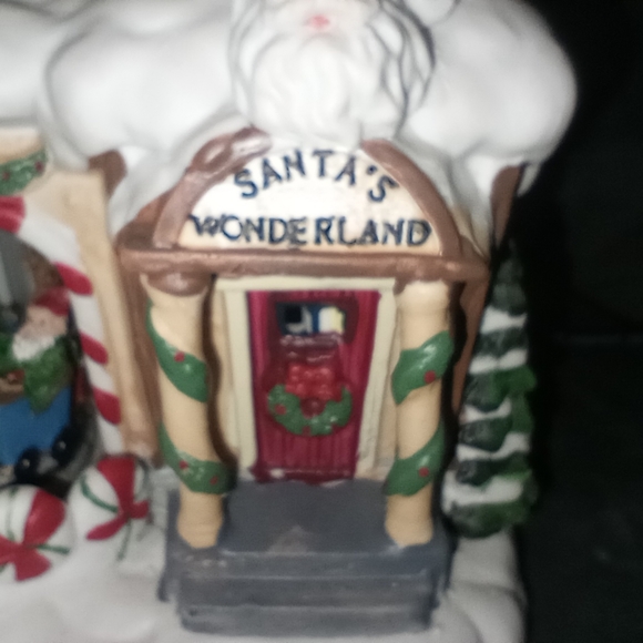 2008 Northern Wonderland Collection Holiday Time Santa's Wonderland EUC - Picture 3 of 10